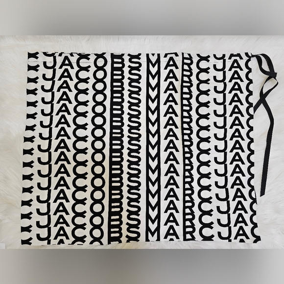 Marc Jacobs The Large Mesh Traveler Tote Bag - Picture 7 of 8